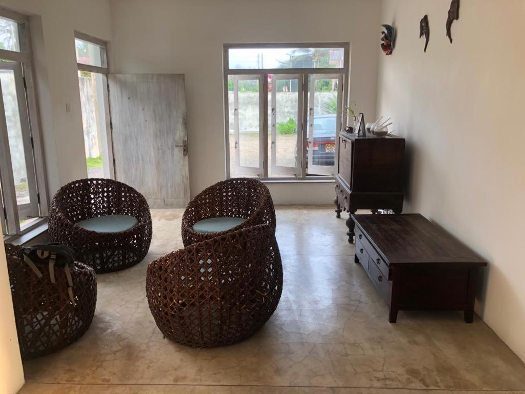 The Beach House Ambalangoda  Εξωτερικό φωτογραφία